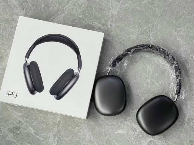 P9 Apple Headphones
